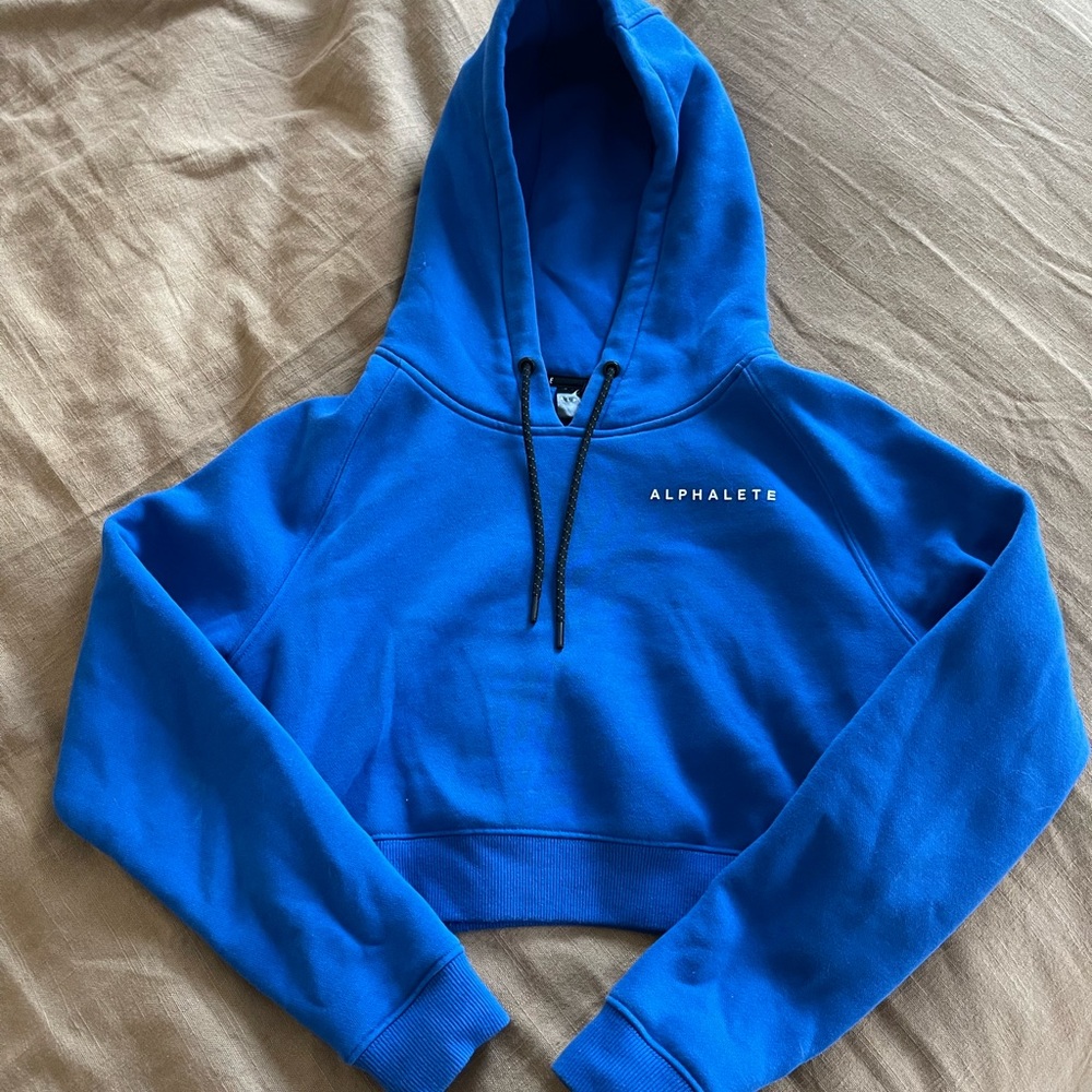 Alphalete blue crop hoodie!